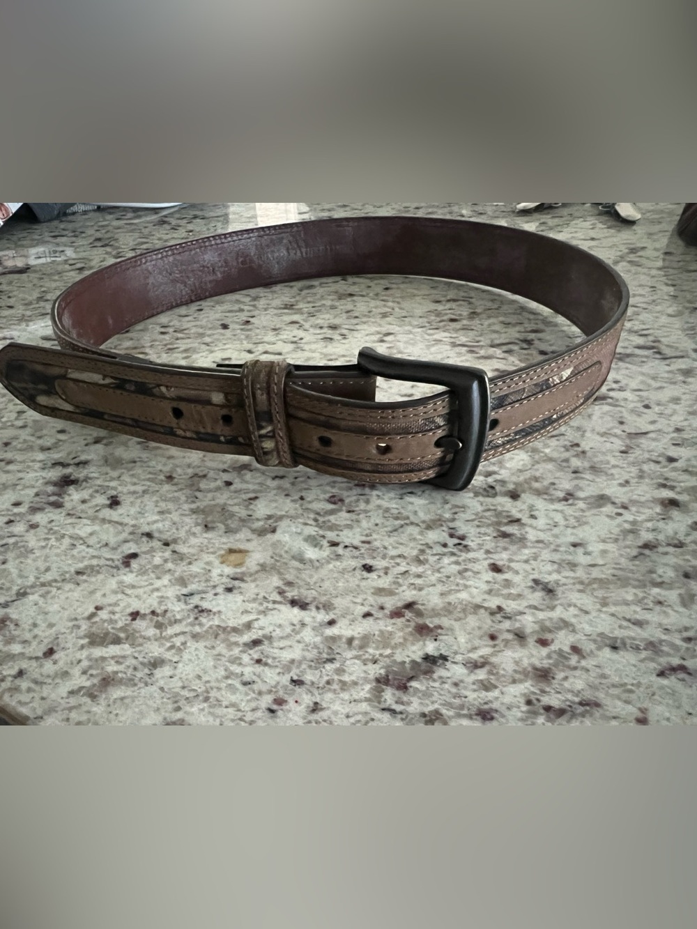 Men's Brown Leather Belt with Black Buckle .  w30